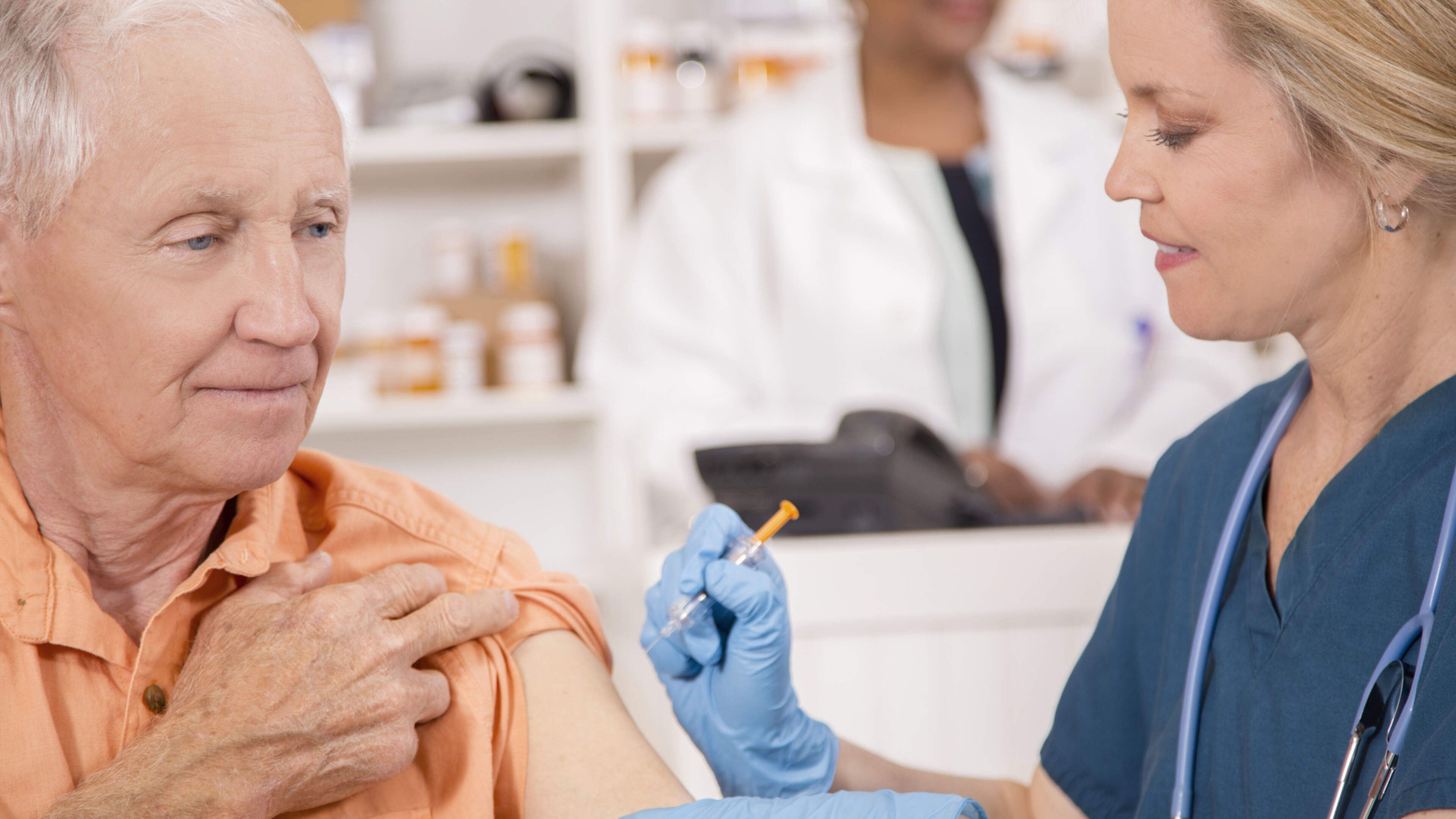 Hopes flu jab shortage will ease as Sanofi secures extra doses for private market in Ireland